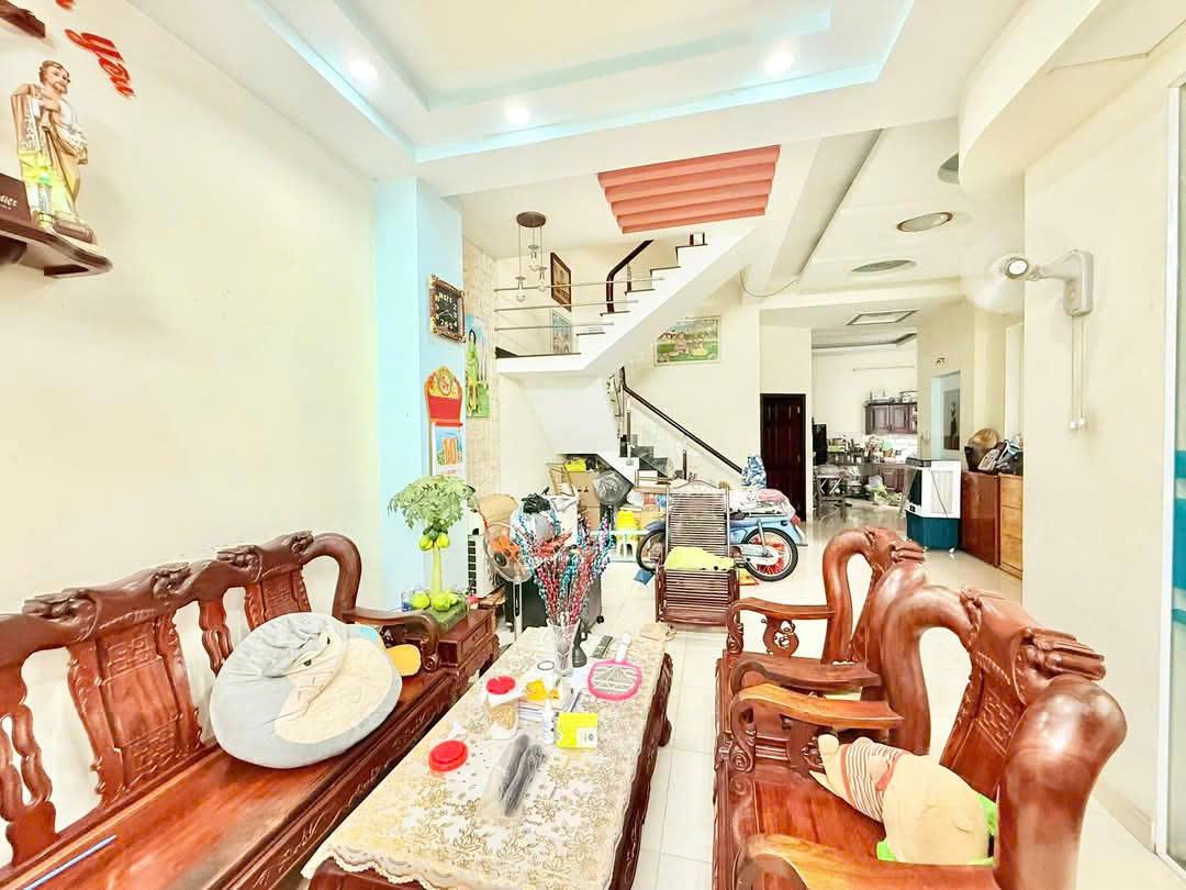 Bán Nhà Mặt Tiền Âu Cơ - 6x18m - 4 tầng mới chỉ nhỉnh 9 tỷ - Ảnh 1
